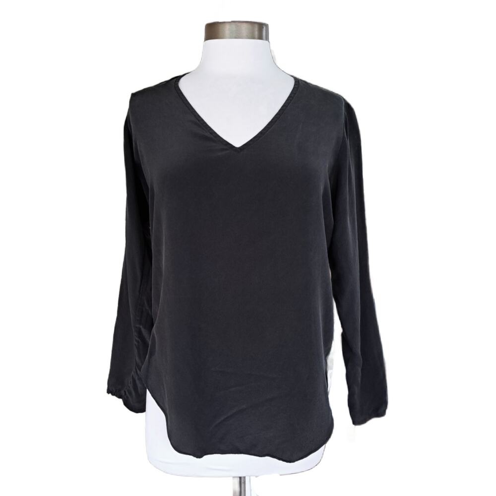 ALEXIS Black Silk V-neck Blouse Size Small
